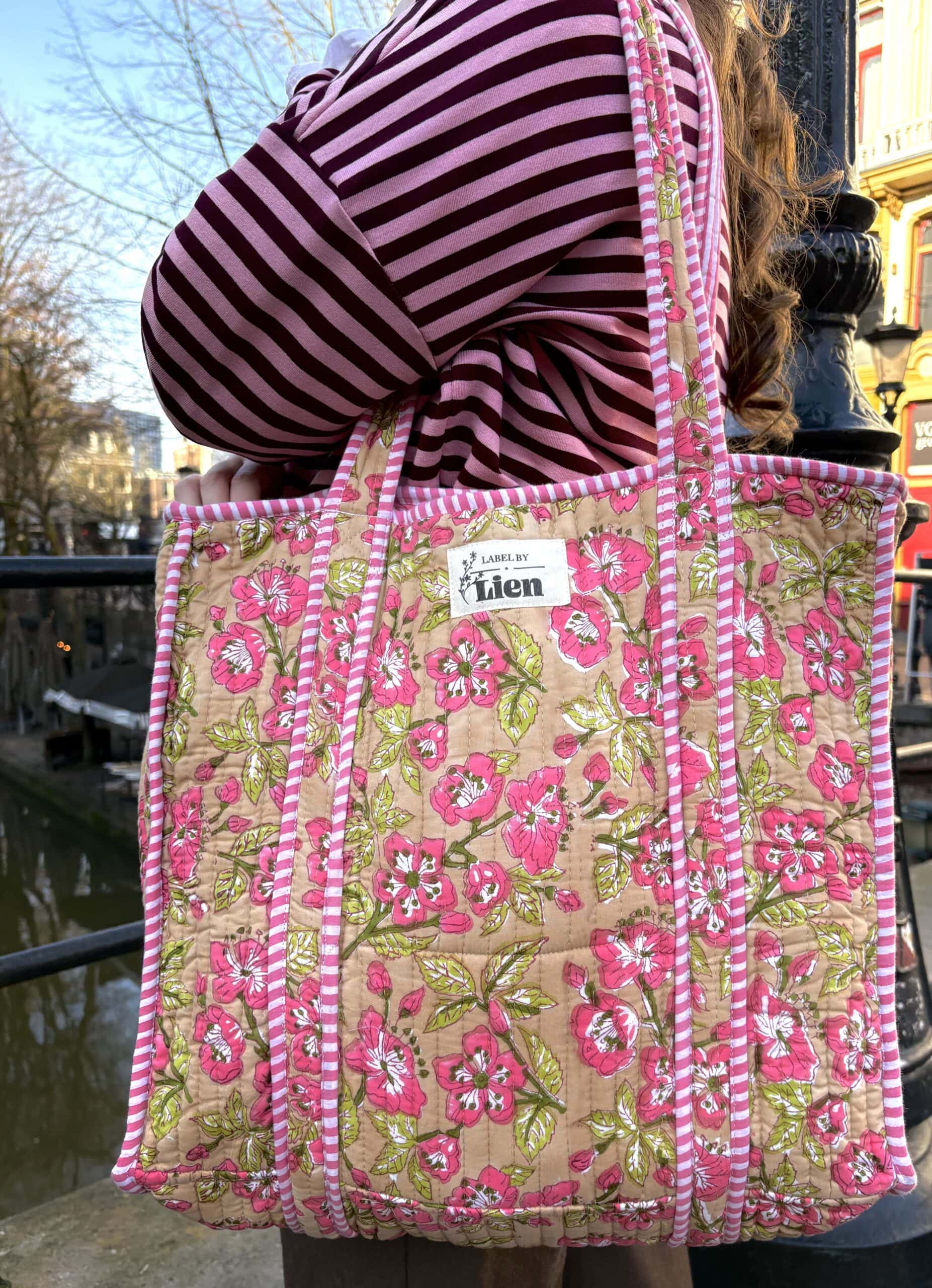 9D904B30-979F-4B48-BBC4-12E44524A04C