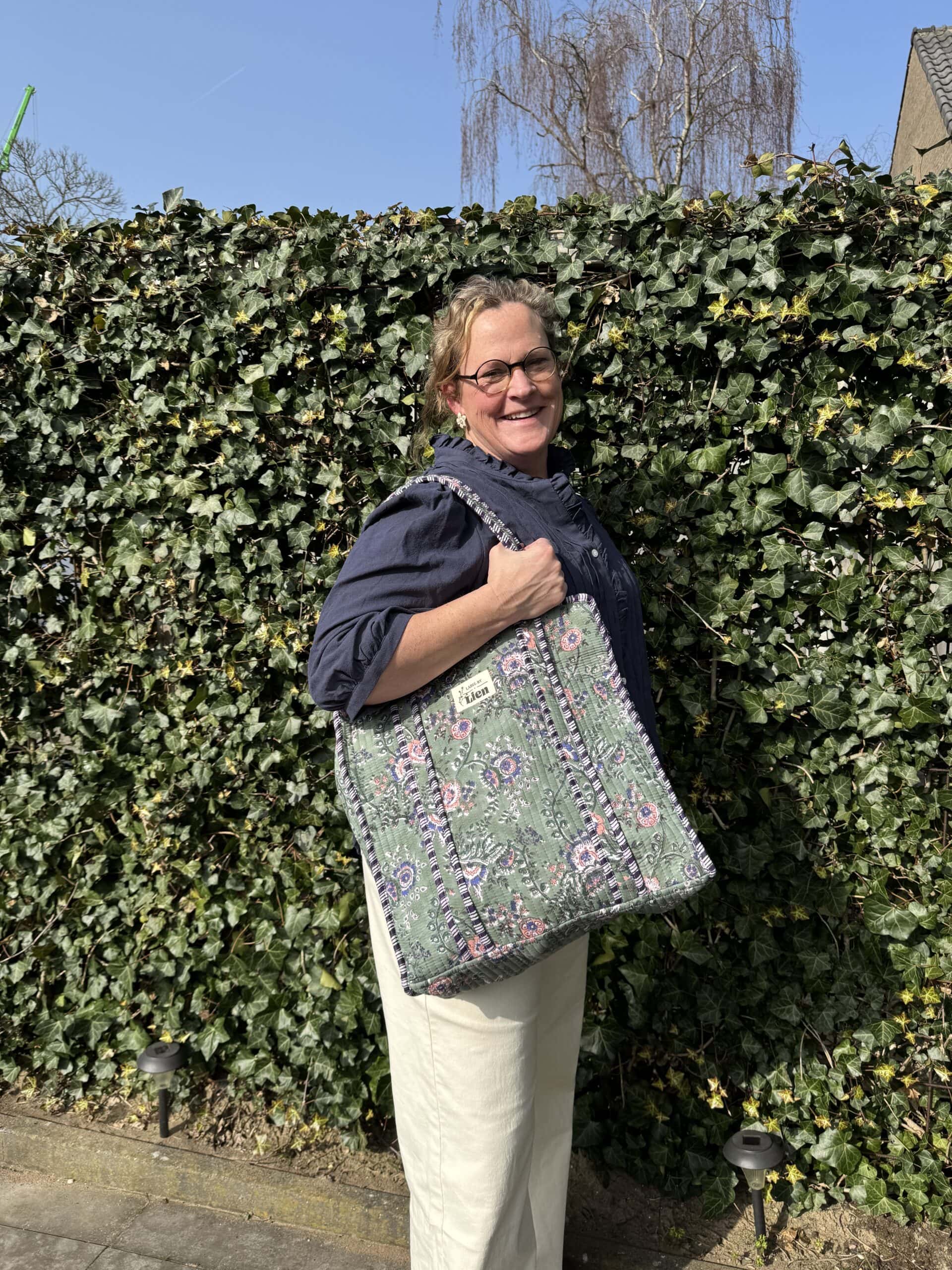 Tote bag groen, prachtige strandtas met kleurrijke bloemenprint Tote bag groen, prachtige strandtas met kleurrijke bloemenprint