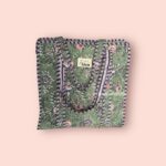 tote bag groen met bloemenprint en quilted design