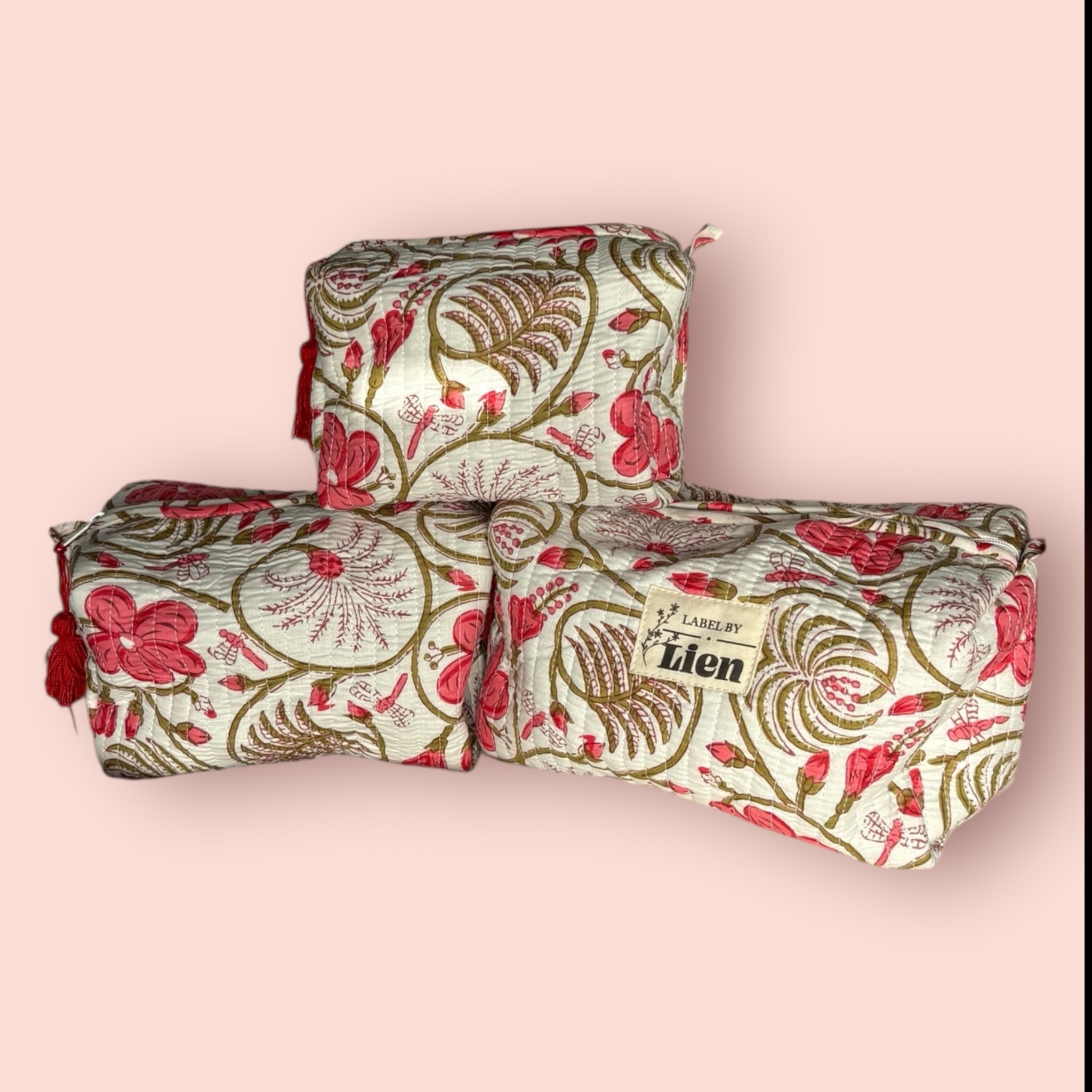 Toilettas wit set van 3 vrolijke toilettassen met bloemenprints