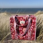 Tote bag rood roze, deze prachtige kleurrijke tote bag met bloemenprint ideaal als strandtas