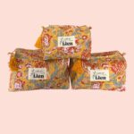 Toilettas Geel met Kleurrijke Bloemenprint